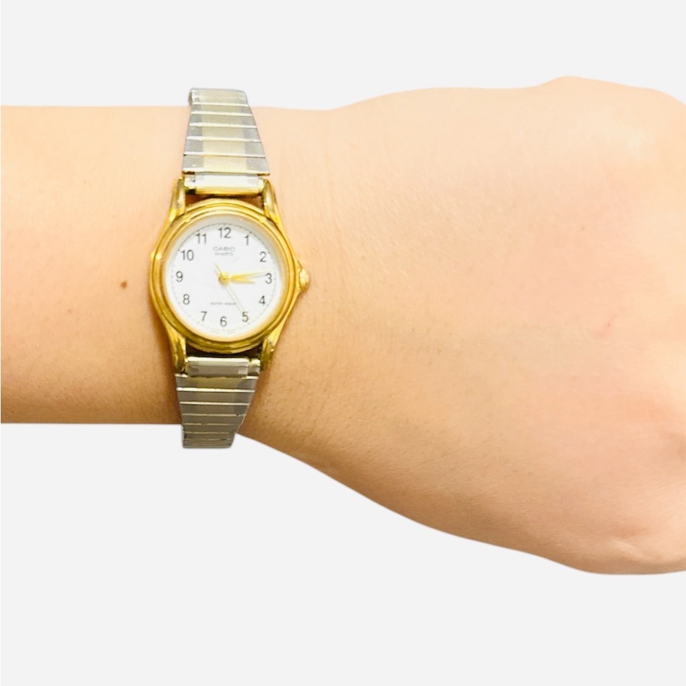 Casio LTP-1096 Women’s Quartz Watch – Gold-Tone Bezel – White Dial